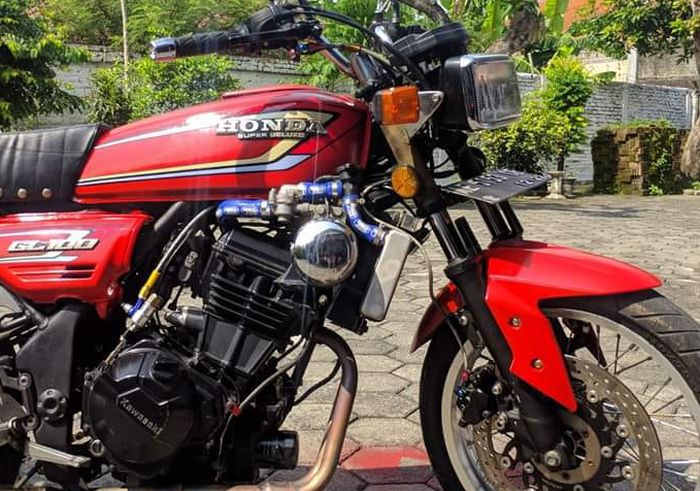 Detail penataan mesin Nija 250 FI pada Honda GL100