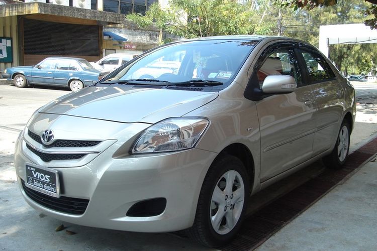 Gambar Ilustrasi Kereta Vios Malaygihu