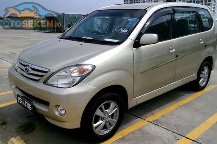 Rekomendasi mobil Toyota seken harga di bawahn Rp 100 jutaan.