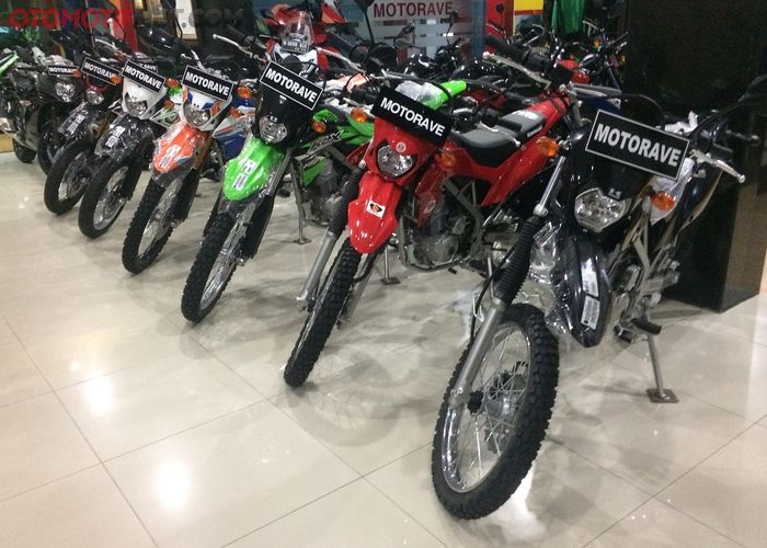 Ambil Honda Crf150l Atau Kawasaki Klx 150 Bf Berikut Tabel Uang Muka Dan Cicilannya Gridoto Com Ambil Honda Crf150l Atau Kawasaki Klx 150 Bf Berikut Tabel Uang Muka Dan Cicilannya Gridoto Com