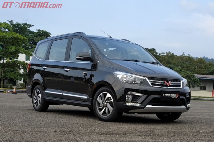 Ilustrasi Wuling Confero