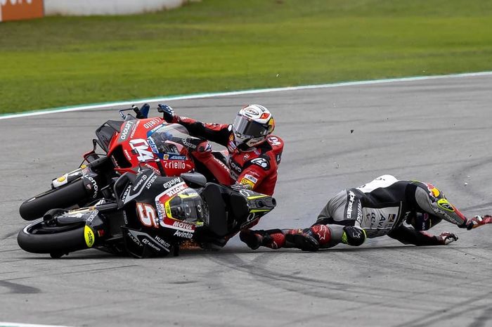 Buat Andrea Dovizioso terjatuh dan gagal finis di MotoGP Catalunya 2020, ini yang dirasakan Johann Zarco 
