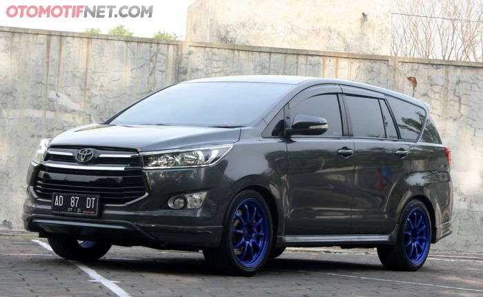 All New Toyota Innova V pakai body kit Venturer