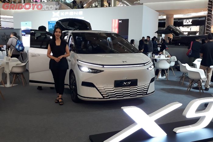 Xpeng X9 dijual mulai Rp 990 juta