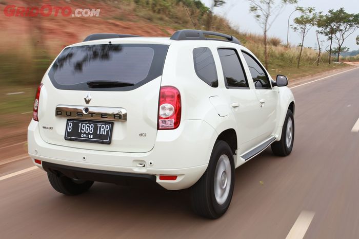 Ilustrasi Renault Duster RxL MT 2013