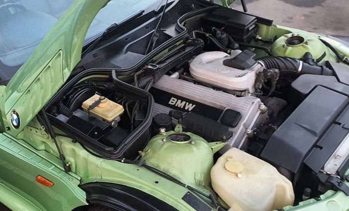 Mesin dan transmisi BMW dapat garansi