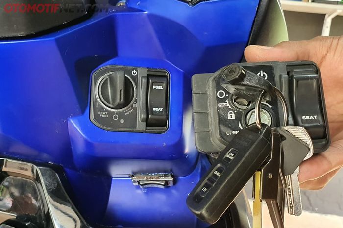 Berikut biaya ubah kunci motor biasa jadi keyless