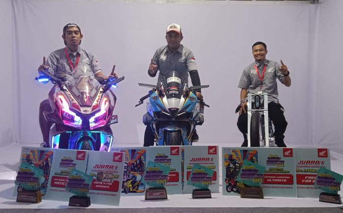 Para pemenang Honda Modif Contest 2024 bersama motor garapannya