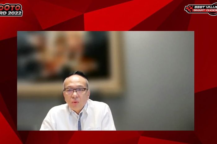 Kategori Person of The Year dalam Special Award tahun ini diberikan kepada Suparno Djasmin selaku Director In Charge Astra Financial.