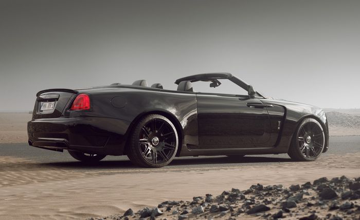 Modifikasi Rolls-Royce Dawn pakai pelek Vossen ukuran 22 inci