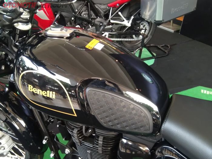 Tangki model tear drop