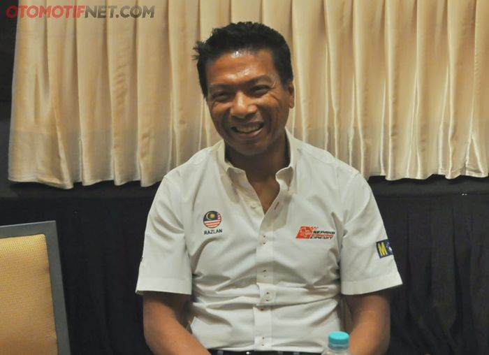 CEO Sepang International Circuit, Dato Razlan Razali sempat mengincar Dimas Ekky bergabung SIC Racin