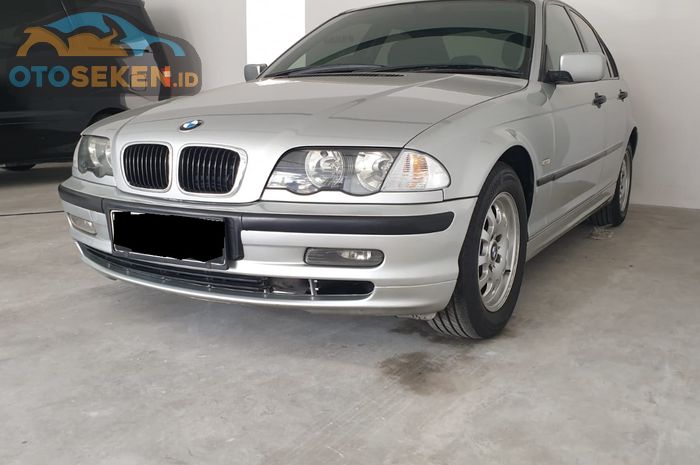 BMW 318i E46 2001 kondisi bekas