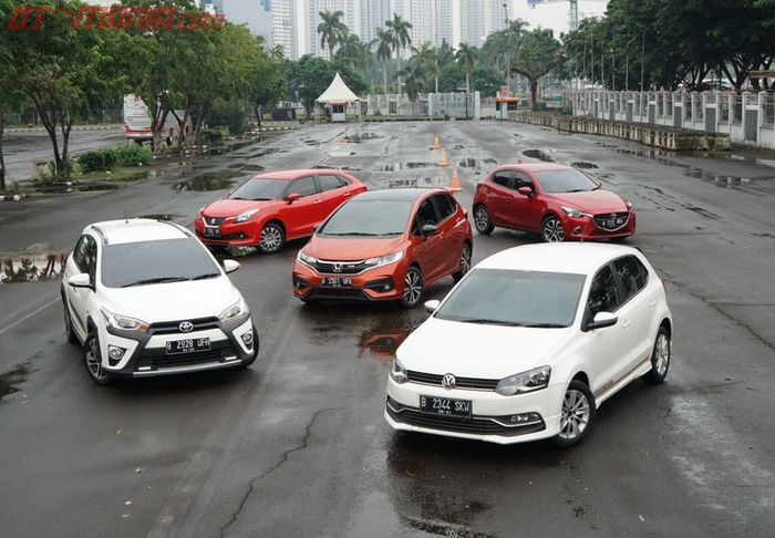 Komparasi Compact Hatchback di Indonesia
