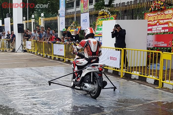 Simulasi pelatihan berkendara buat pemotor