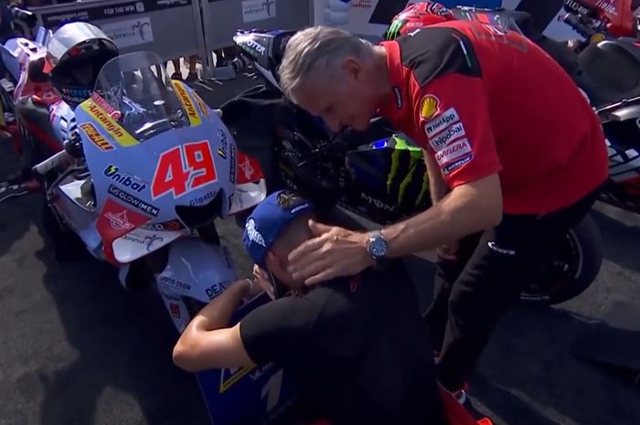 Fabio Di Giannantonio menangis usai finis keempat di MotoGP Indonesia 2023