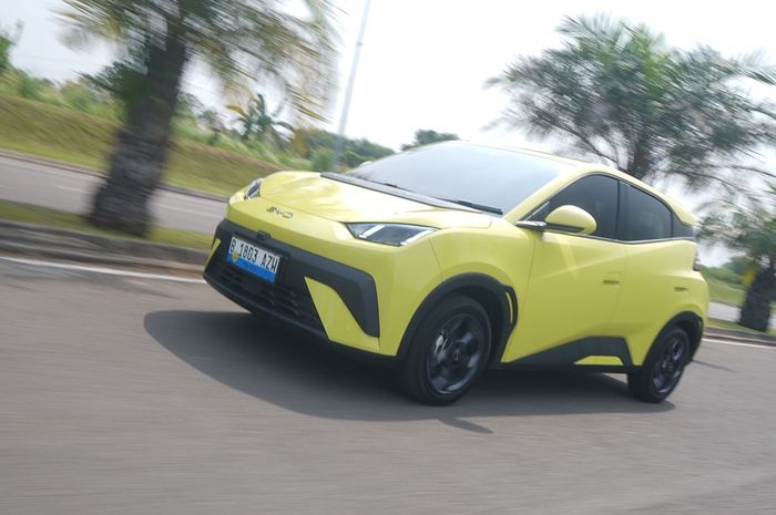 BYD Atto 1 punya karakter lincah dan nyaman