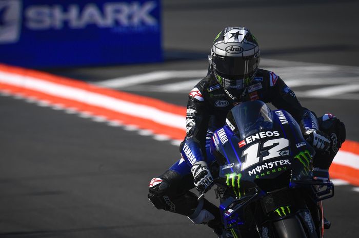 Maverick Vinales melanjutkan tren positif di FP3 MotoGP Prancis dengan menjadi yang tercepat, sedangkan Valentino Rossi gagal masuk kualifikasi 2 (Q2)
