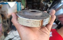 Ini Sebabnya Motor Matic Masih Gredek Padahal Sudah Pakai Kampas Ganda NMAX