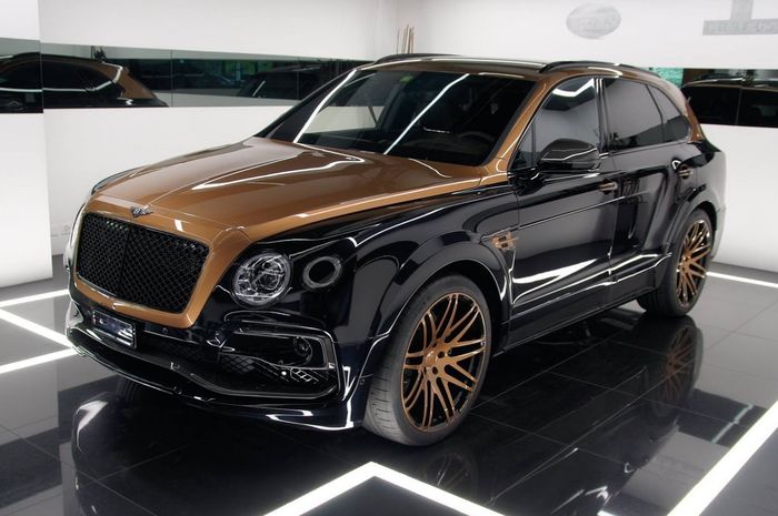 Bentley Bentayga Dalam Gold Shadow 