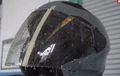 Begini Cara Gunakan Cairan Efek Daun Talas di Visor Helm yang Benar