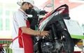 Bersih-bersih Onderdil Gak Sedot Bensin Lagi, Bengkel AHASS Ganti Pakai Cairan Khusus