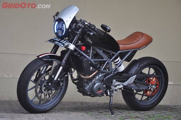 KTM Duke 250 2016 Cafe Racer Angkat Berat