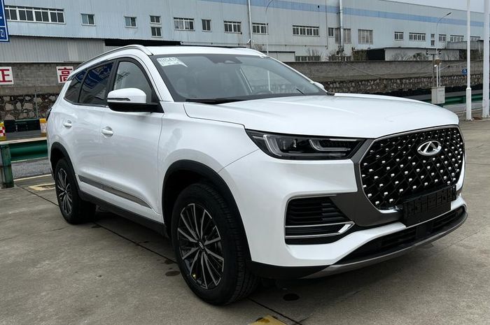 Chery Tiggo 8 Pro PHEV dikabarkan akan masuk ke Indonesia