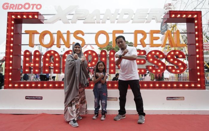 Rangkaian XploreXpander juga menyambangi event Tons of Real Happiness di Makassar