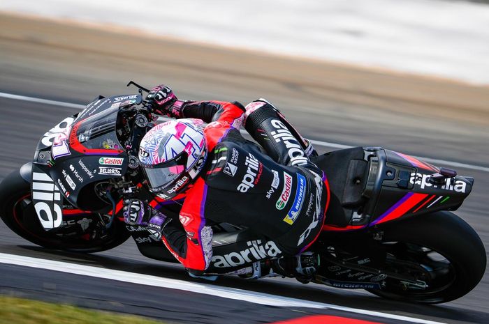 Cedera kaki masih terasa sakit, Aleix Espargaro tetap nekat untuk tampil di balapan MotoGP Austria 2022