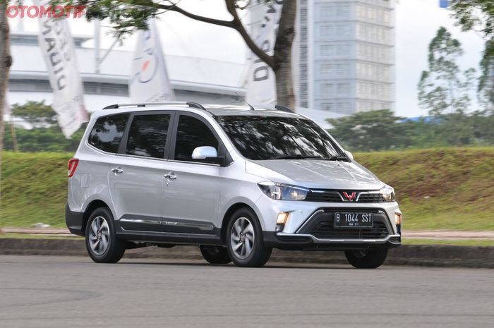 Wuling New Confero S MT saat diuji akselerasi