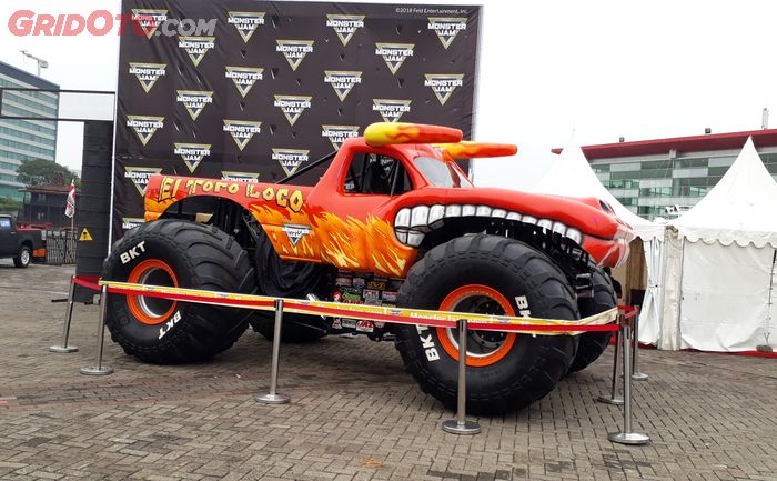 El Toro Loco, monster truck yang datang langsung dari Amerika Serikat