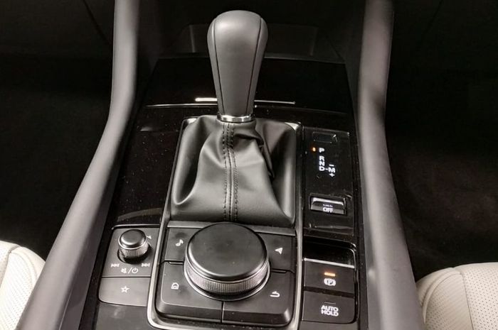 Pantas Mobil Matik Bisa Lebih Irit BBM, Ternyata Karena Fitur Ini Sob