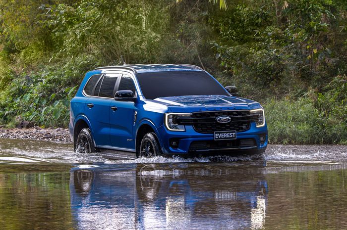 Ford Everest Sport.