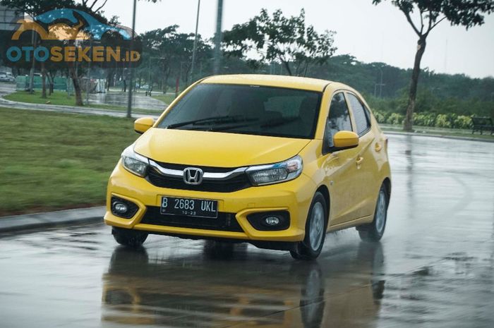 Estimasi harga Honda Brio Satya E CVT seken tahun 2023.