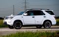 Toyota Fortuner Bermesin V8 Plus Turbo, Power 800 DK Siap Turun Drag Race