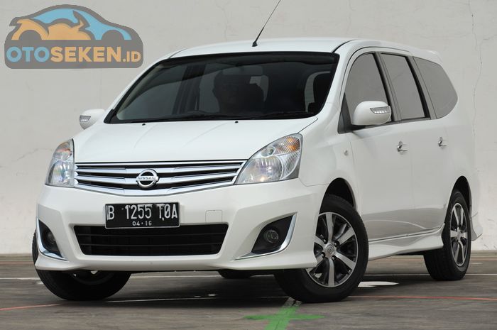 Spesifikasi dan kisaran harga Nissan Grand Livina tahun 2013 seken