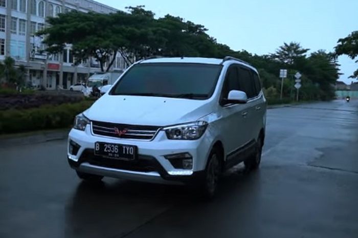 Wuling Confero 