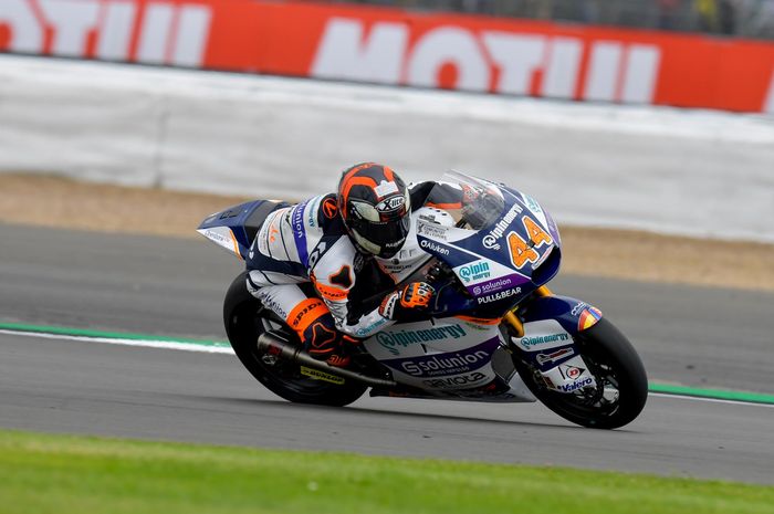 Meskipun terjatuh Aron Canet tetap berhasil memuncaki sesi FP3 Moto2 Inggris 2021 yang digelar pada Sabtu, (28/8) sore ini