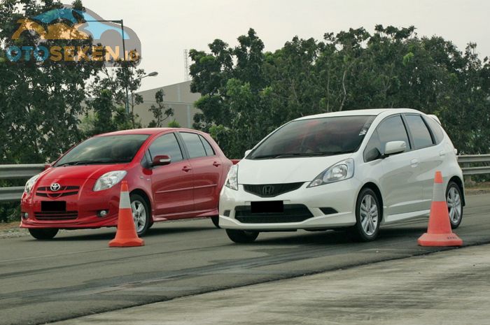 Rekomendasi mobil bekas yang irit bahan bakar.