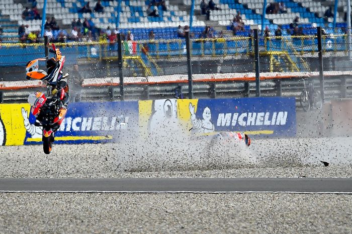 Kecelakaan parah dialami Jorge Lorenzo di sesi FP1 MotoGP Belanda 2019 