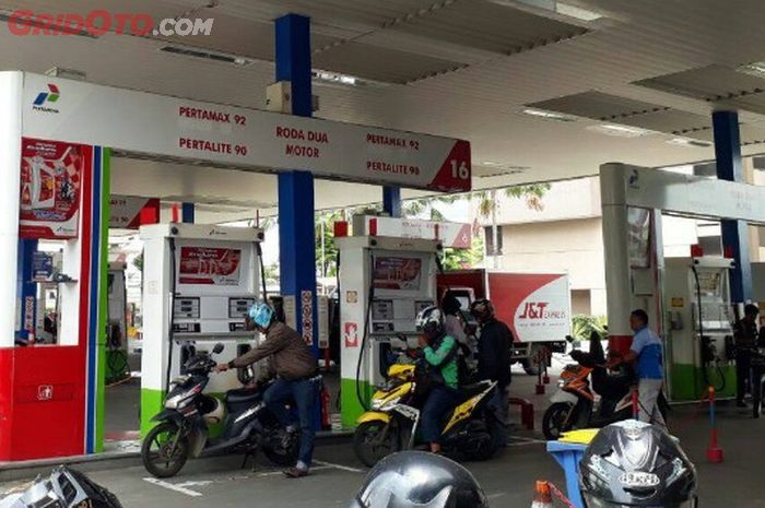 Harga Pertalite Diisukan Naik Pertamina Harus Dapat Restu Pemerintah Dulu Gridoto Com