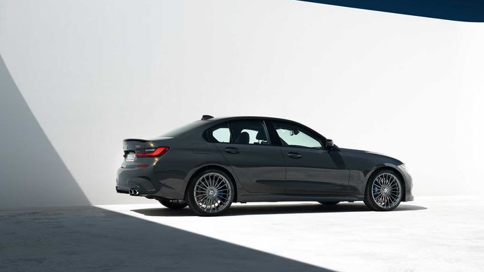 Modifikasi Alpina D3 S buatan Alpina