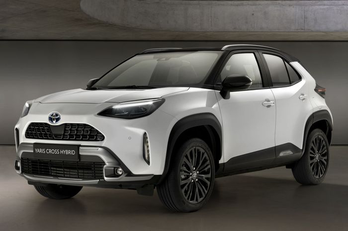 Wajah Segar Toyota Yaris Cross Adventure 2021 Lebih Matang Sarat Fitur