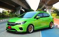 Honda City Hatchback Berkelir Hijau Lamborghini, Pelek Emas Bikin Stylish