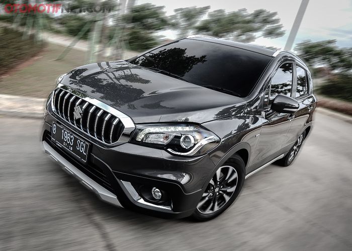 Suzuki Sx4 S Cross Terbaik Di Low Crossover Otomotif Award 2019 Gridoto Com