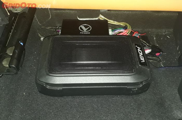 Biar Makin Paham Ini Beda Subwoofer Aktif Dan Pasif Gridoto Com