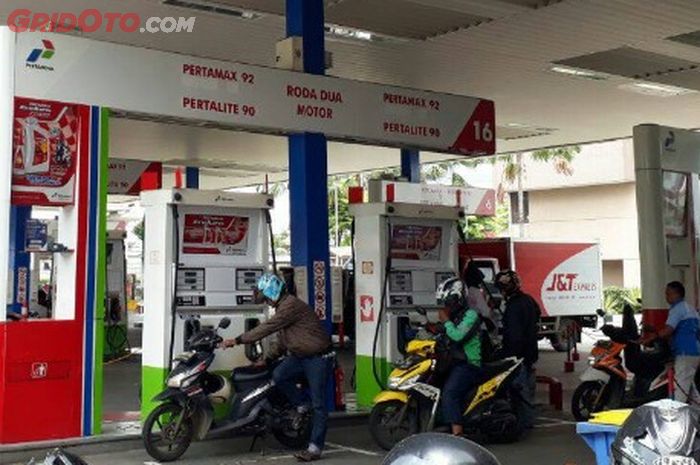 Pertamina naikkan harga Pertalite