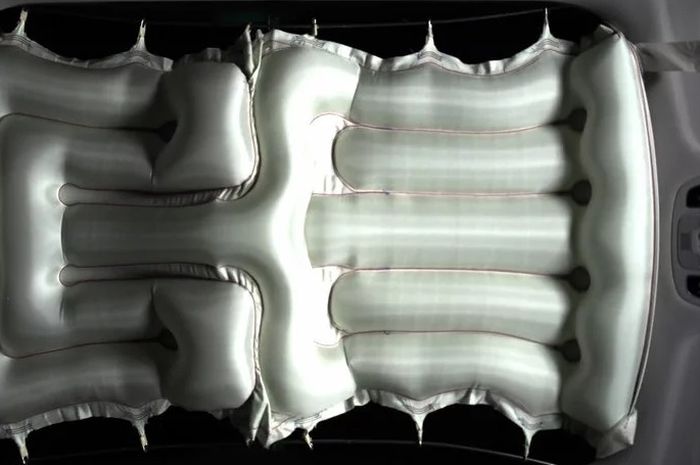 Hyundai kembangkan sunroof airbag
