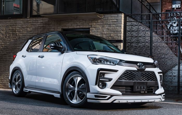 Tampilan depan modifikasi Toyota Raize